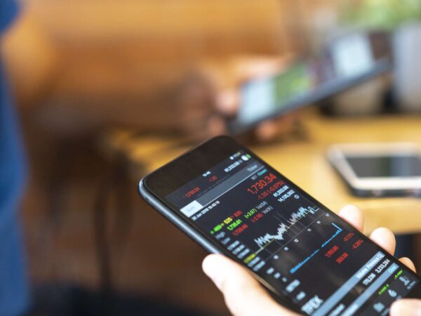 How to Utilize a Trading App?