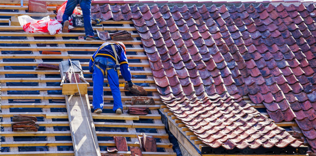 Safeguarding Your Haven: Selecting the Ideal Roofing Contractor for Roof Renewal